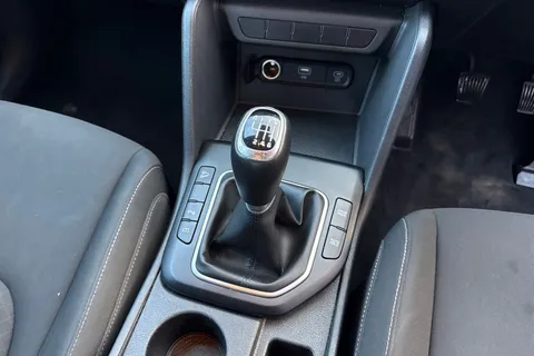 AK72KUC Kia Sportage 1.6 T-GDi 2 Euro 6 (s/s) 5dr Thumbnail #23