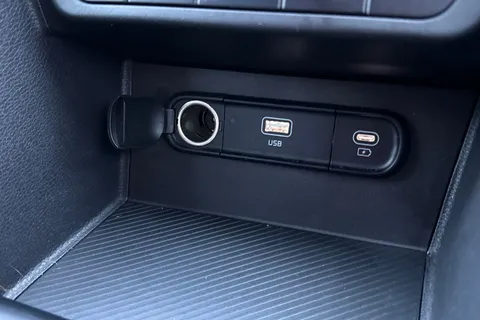 AK72KUC Kia Sportage 1.6 T-GDi 2 Euro 6 (s/s) 5dr Thumbnail #35