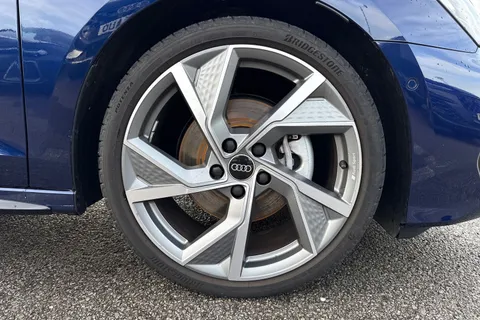 KT25YDS Audi A3 Black Edition 35 TFSI  150 PS S tronic Thumbnail #6