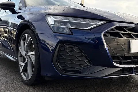 KT25YDS Audi A3 Black Edition 35 TFSI  150 PS S tronic Thumbnail #16