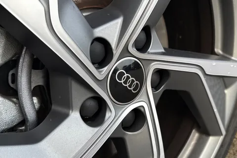 KT25YDS Audi A3 Black Edition 35 TFSI  150 PS S tronic Thumbnail #30