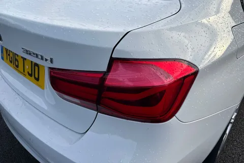 YG16TJO BMW 3 Series 2.0 320d M Sport Auto Euro 6 (s/s) 4dr Thumbnail #7