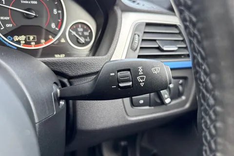 YG16TJO BMW 3 Series 2.0 320d M Sport Auto Euro 6 (s/s) 4dr Thumbnail #41