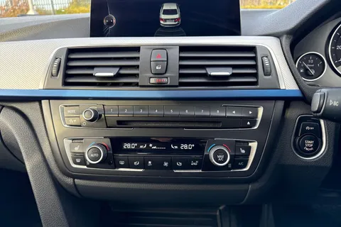 YG16TJO BMW 3 Series 2.0 320d M Sport Auto Euro 6 (s/s) 4dr Thumbnail #55