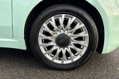 DX20JKO FIAT 500 1.0 MHEV Lounge Euro 6 (s/s) 3dr Thumbnail #6