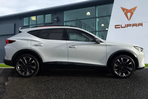 LM25XSL CUPRA Formentor 1.5 eHybrid 25.8kWh VZ2 DSG Euro 6 (s/s) 5dr Thumbnail #3