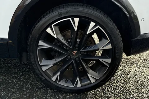 LM25XSL CUPRA Formentor 1.5 eHybrid 25.8kWh VZ2 DSG Euro 6 (s/s) 5dr Thumbnail #12