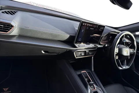 LM25XSL CUPRA Formentor 1.5 eHybrid 25.8kWh VZ2 DSG Euro 6 (s/s) 5dr Thumbnail #14