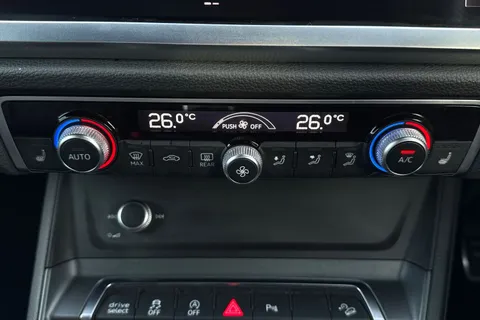 YF20YRO Audi Q3 S line 35 TFSI 150 PS 6-speed Thumbnail #21