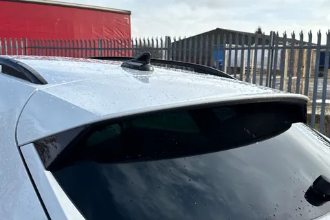 LM25XSL CUPRA Formentor 1.5 eHybrid 25.8kWh VZ2 DSG Euro 6 (s/s) 5dr Thumbnail #26