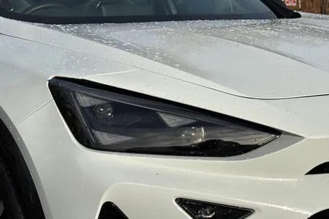 LM25XSL CUPRA Formentor 1.5 eHybrid 25.8kWh VZ2 DSG Euro 6 (s/s) 5dr Thumbnail #38