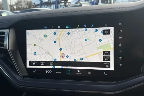 FN73UXT Volkswagen Touareg 3.0 V6 TDI 4Motion 286 Black Edition 5dr Tip Auto Thumbnail #16