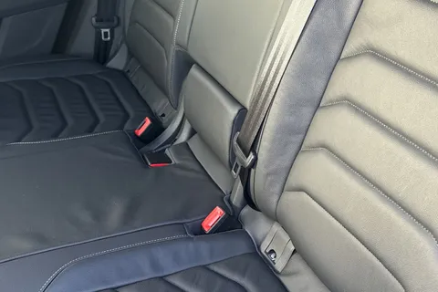 FN73UXT Volkswagen Touareg 3.0 V6 TDI 4Motion 286 Black Edition 5dr Tip Auto Thumbnail #33