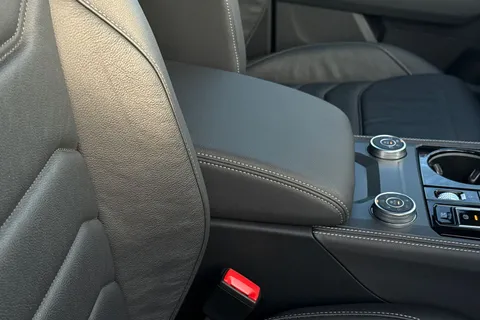 FN73UXT Volkswagen Touareg 3.0 V6 TDI 4Motion 286 Black Edition 5dr Tip Auto Thumbnail #34