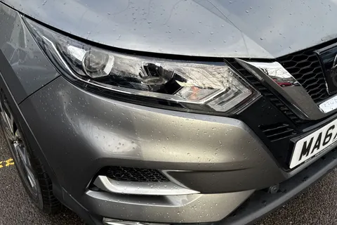 MA67TBZ Nissan Qashqai 1.2 DIG-T N-Connecta Euro 6 (s/s) 5dr Thumbnail #17