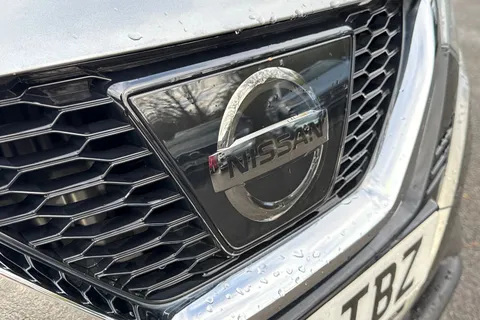 MA67TBZ Nissan Qashqai 1.2 DIG-T N-Connecta Euro 6 (s/s) 5dr Thumbnail #25