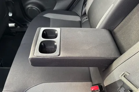 MA67TBZ Nissan Qashqai 1.2 DIG-T N-Connecta Euro 6 (s/s) 5dr Thumbnail #32