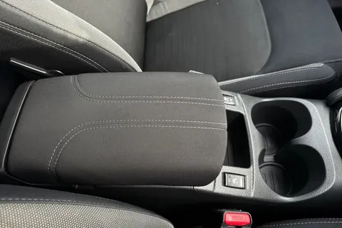 MA67TBZ Nissan Qashqai 1.2 DIG-T N-Connecta Euro 6 (s/s) 5dr Thumbnail #40