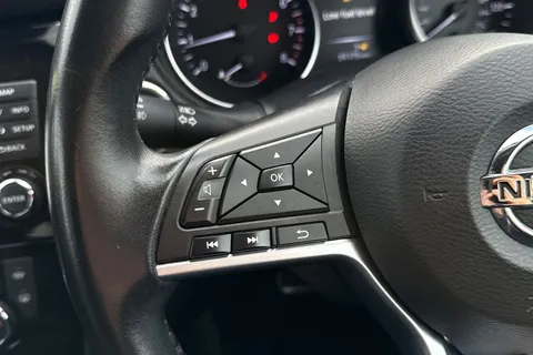 MA67TBZ Nissan Qashqai 1.2 DIG-T N-Connecta Euro 6 (s/s) 5dr Thumbnail #43