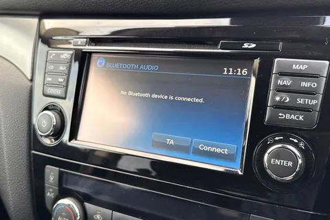 MA67TBZ Nissan Qashqai 1.2 DIG-T N-Connecta Euro 6 (s/s) 5dr Thumbnail #51