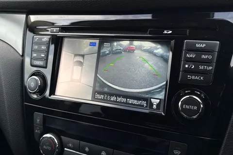 MA67TBZ Nissan Qashqai 1.2 DIG-T N-Connecta Euro 6 (s/s) 5dr Thumbnail #52