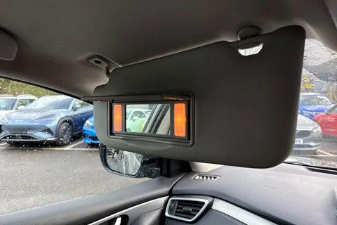 MA67TBZ Nissan Qashqai 1.2 DIG-T N-Connecta Euro 6 (s/s) 5dr Thumbnail #54