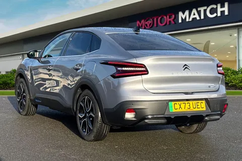 CX73UEC Citroën E-C4 X 50kWh Shine Plus Fastback Auto 4dr (7.4kW Charger) Thumbnail #2