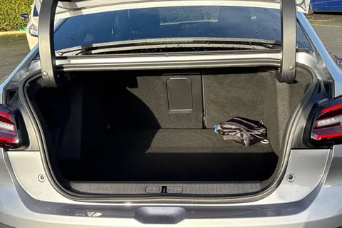 CX73UEC Citroën E-C4 X 50kWh Shine Plus Fastback Auto 4dr (7.4kW Charger) Thumbnail #6