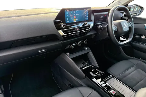 CX73UEC Citroën E-C4 X 50kWh Shine Plus Fastback Auto 4dr (7.4kW Charger) Thumbnail #14