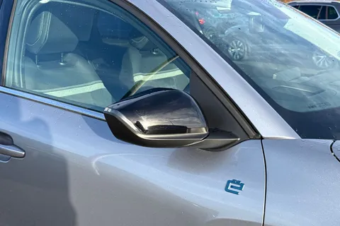 CX73UEC Citroën E-C4 X 50kWh Shine Plus Fastback Auto 4dr (7.4kW Charger) Thumbnail #36