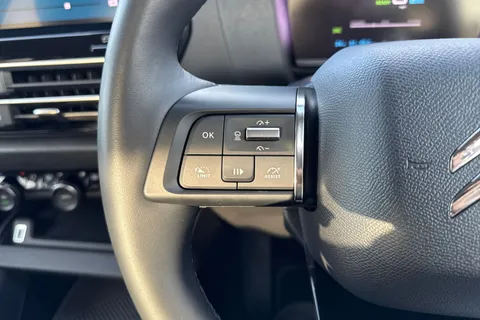 CX73UEC Citroën E-C4 X 50kWh Shine Plus Fastback Auto 4dr (7.4kW Charger) Thumbnail #38