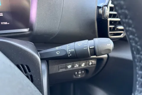 CX73UEC Citroën E-C4 X 50kWh Shine Plus Fastback Auto 4dr (7.4kW Charger) Thumbnail #41