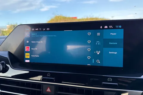 CX73UEC Citroën E-C4 X 50kWh Shine Plus Fastback Auto 4dr (7.4kW Charger) Thumbnail #47