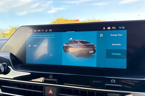 CX73UEC Citroën E-C4 X 50kWh Shine Plus Fastback Auto 4dr (7.4kW Charger) Thumbnail #53