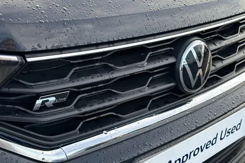 ML21OXG Volkswagen T-Roc 1.5 TSI EVO R-Line 5dr Thumbnail #27
