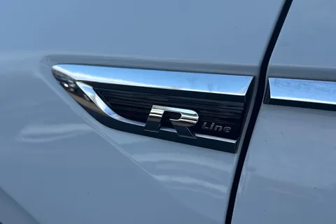 YD20DXX Volkswagen Tiguan 2.0 TDi 150 R-Line Tech 5dr **HEADS UP DISPLAY** Thumbnail #28