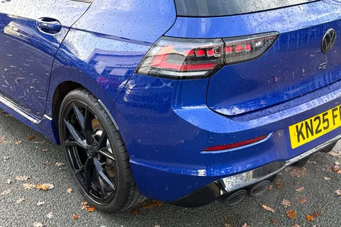 KN25FCC Volkswagen Golf 2.0 TSI 333 R Black Edition 4Motion 5dr DSG | Pan Roof | Area View Camera Thumbnail #7