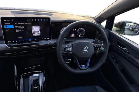 KN25FCC Volkswagen Golf 2.0 TSI 333 R Black Edition 4Motion 5dr DSG | Pan Roof | Area View Camera Thumbnail #17