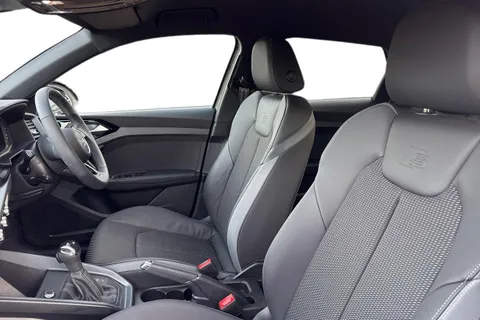 DN25HRA Audi A1 S line 30 TFSI  116 PS S tronic Thumbnail #16