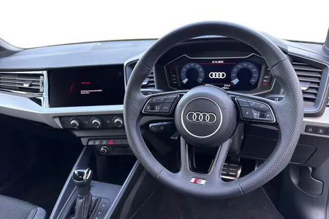 DN25HRA Audi A1 S line 30 TFSI  116 PS S tronic Thumbnail #18