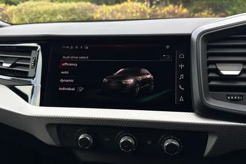 DN25HRA Audi A1 S line 30 TFSI  116 PS S tronic Thumbnail #28