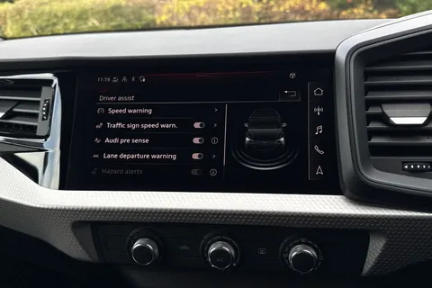 DN25HRA Audi A1 S line 30 TFSI  116 PS S tronic Thumbnail #33