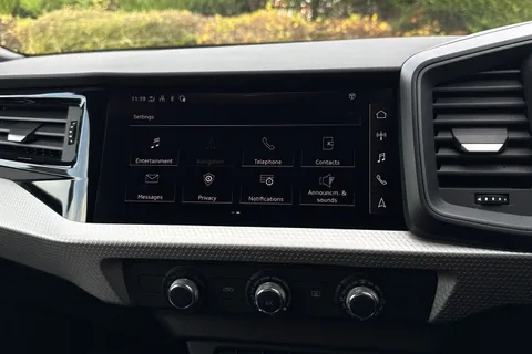 DN25HRA Audi A1 S line 30 TFSI  116 PS S tronic Thumbnail #37