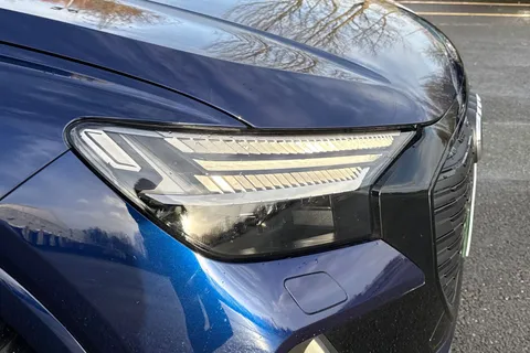 WP23UUA Audi Q4 e-tron Q4  Edition 1 50 e-tron quattro 220,00 kW Thumbnail #16