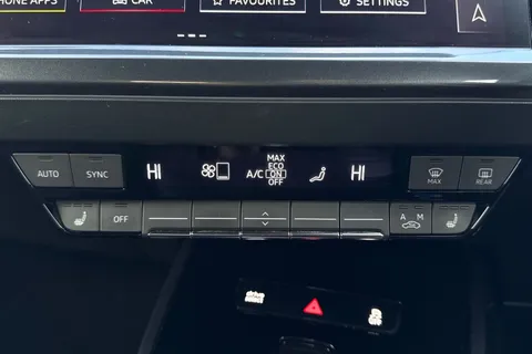 WP23UUA Audi Q4 e-tron Q4  Edition 1 50 e-tron quattro 220,00 kW Thumbnail #18