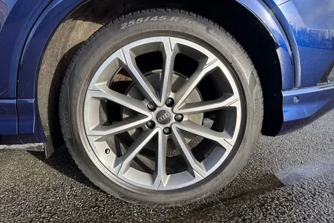 WP23UUA Audi Q4 e-tron Q4  Edition 1 50 e-tron quattro 220,00 kW Thumbnail #22