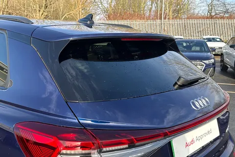 WP23UUA Audi Q4 e-tron Q4  Edition 1 50 e-tron quattro 220,00 kW Thumbnail #33