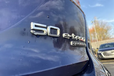 WP23UUA Audi Q4 e-tron Q4  Edition 1 50 e-tron quattro 220,00 kW Thumbnail #36