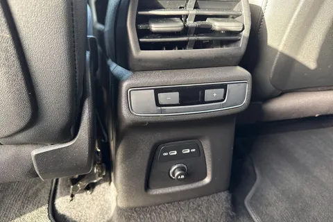 WP23UUA Audi Q4 e-tron Q4  Edition 1 50 e-tron quattro 220,00 kW Thumbnail #42