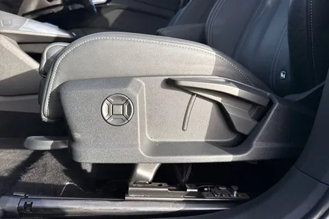 WP23UUA Audi Q4 e-tron Q4  Edition 1 50 e-tron quattro 220,00 kW Thumbnail #43